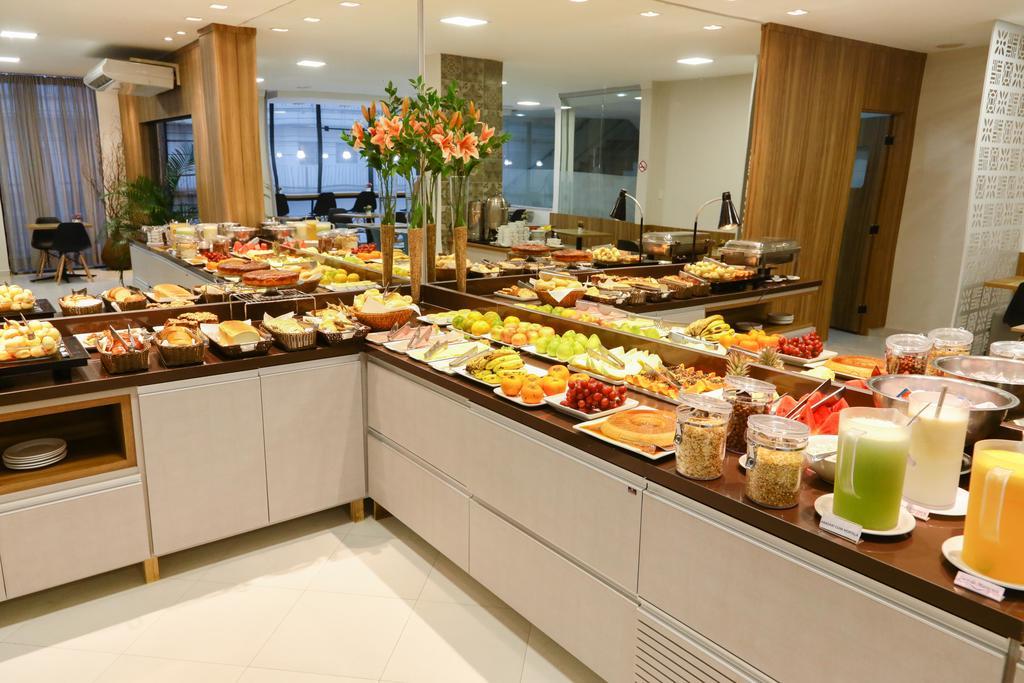 Hotel Porto Madeira ปอร์โตเวโล ภายนอก รูปภาพ