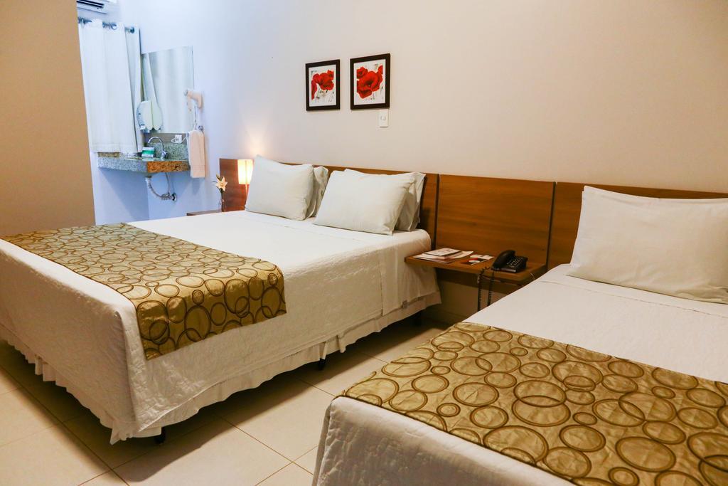 Hotel Porto Madeira ปอร์โตเวโล ภายนอก รูปภาพ