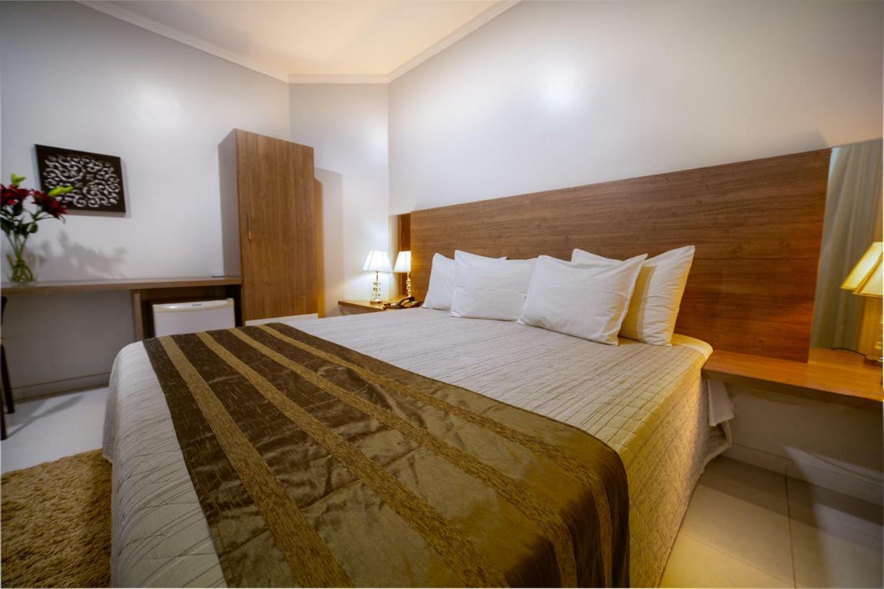Hotel Porto Madeira ปอร์โตเวโล ภายนอก รูปภาพ