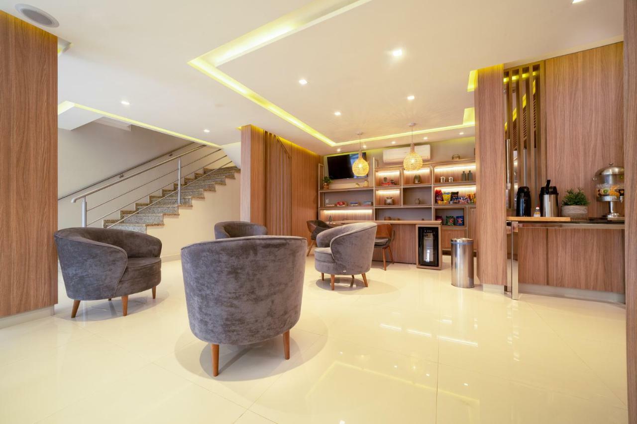 Hotel Porto Madeira ปอร์โตเวโล ภายนอก รูปภาพ