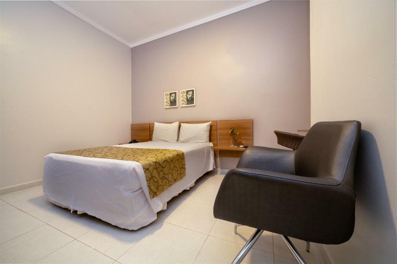 Hotel Porto Madeira ปอร์โตเวโล ภายนอก รูปภาพ